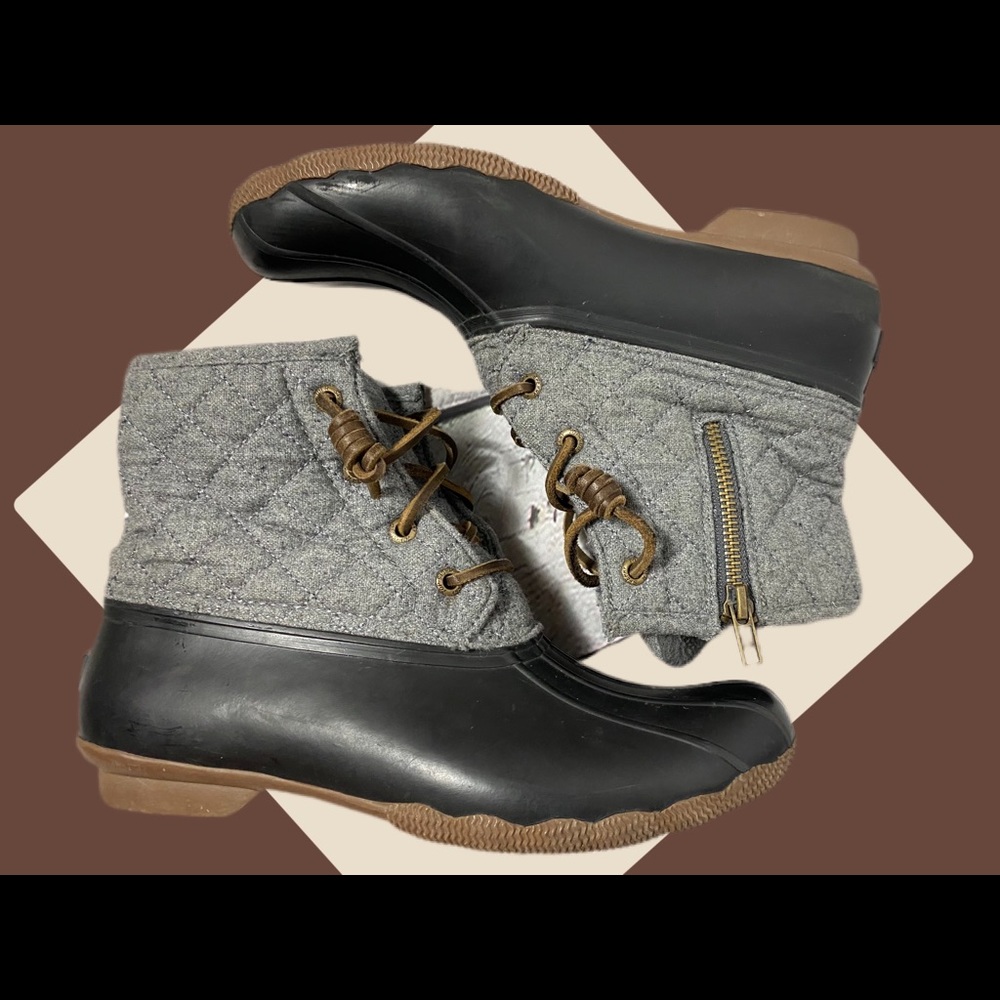 Speedy waterproof duck boot